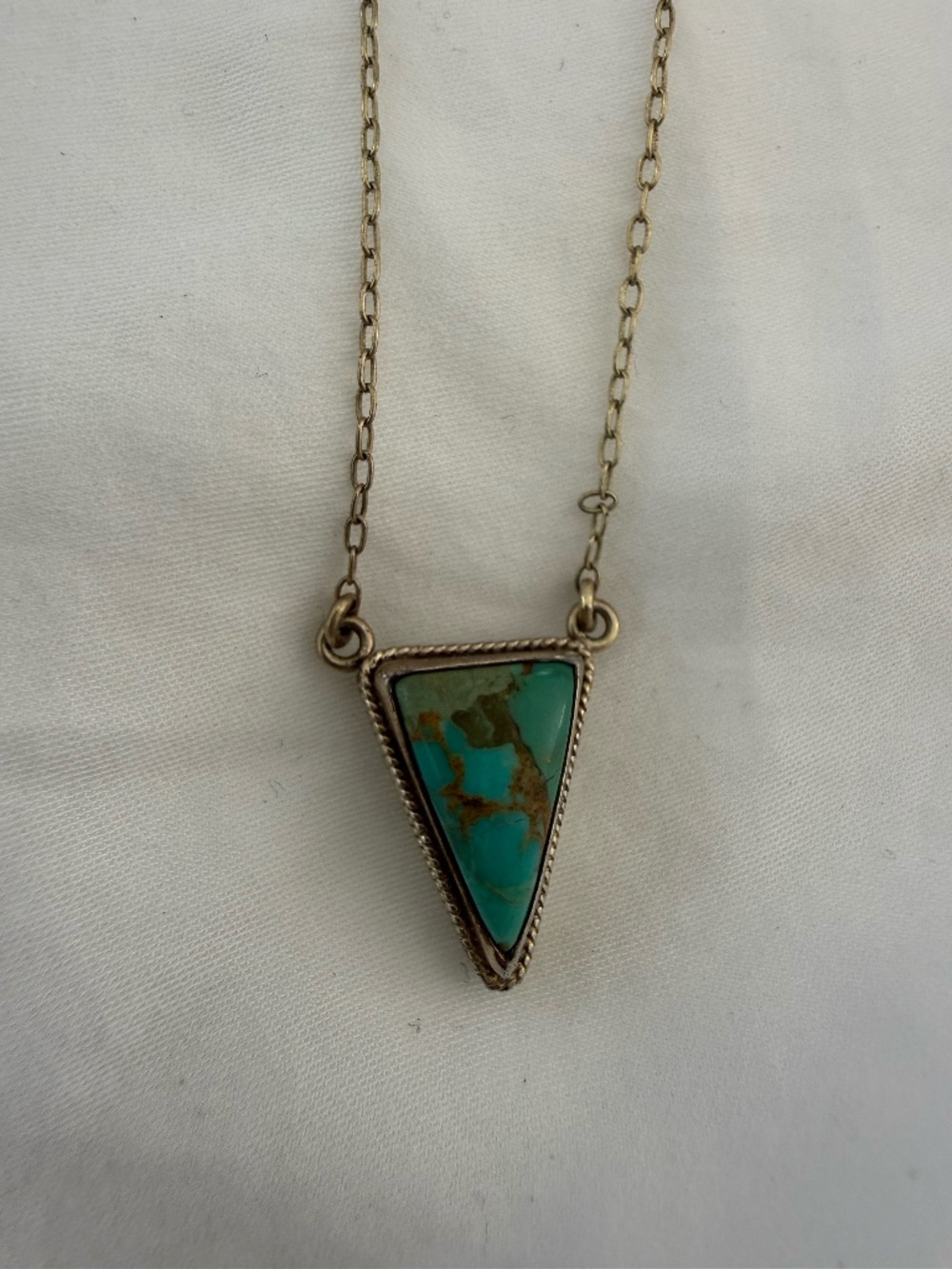 EUC - Anna Beck Turquoise Triangle Pendant Necklace